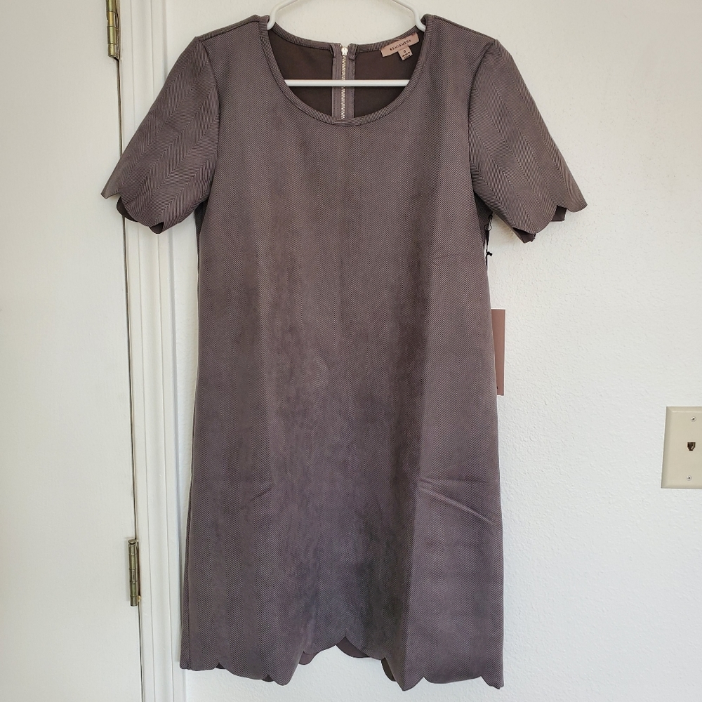 NWT - Remixmess Scalloped Bottom Dress